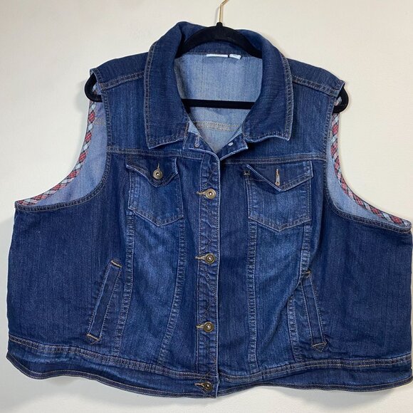 Cato Womens Denim Vest Size 26/28W Blue With Button Front & Pockets - Picture 1 of 11